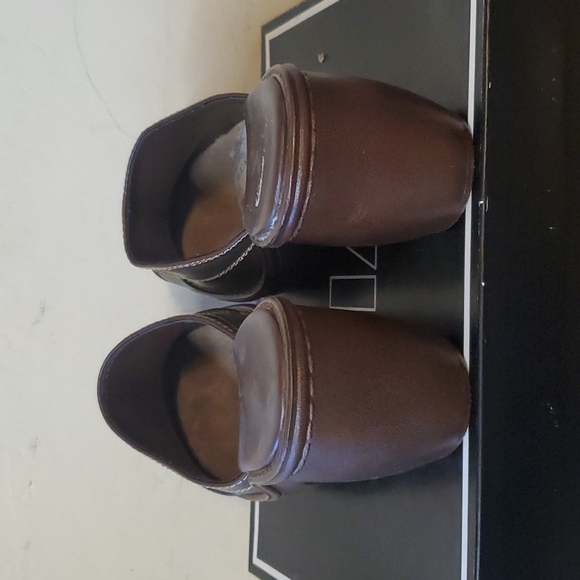MIA MADGE wedges size 8M brand new in box - Picture 2 of 6